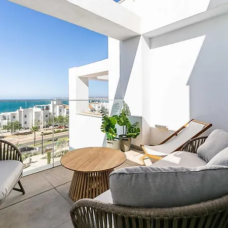 71-beachfront, Brand New Luxury Penthouse * Бенальмадена